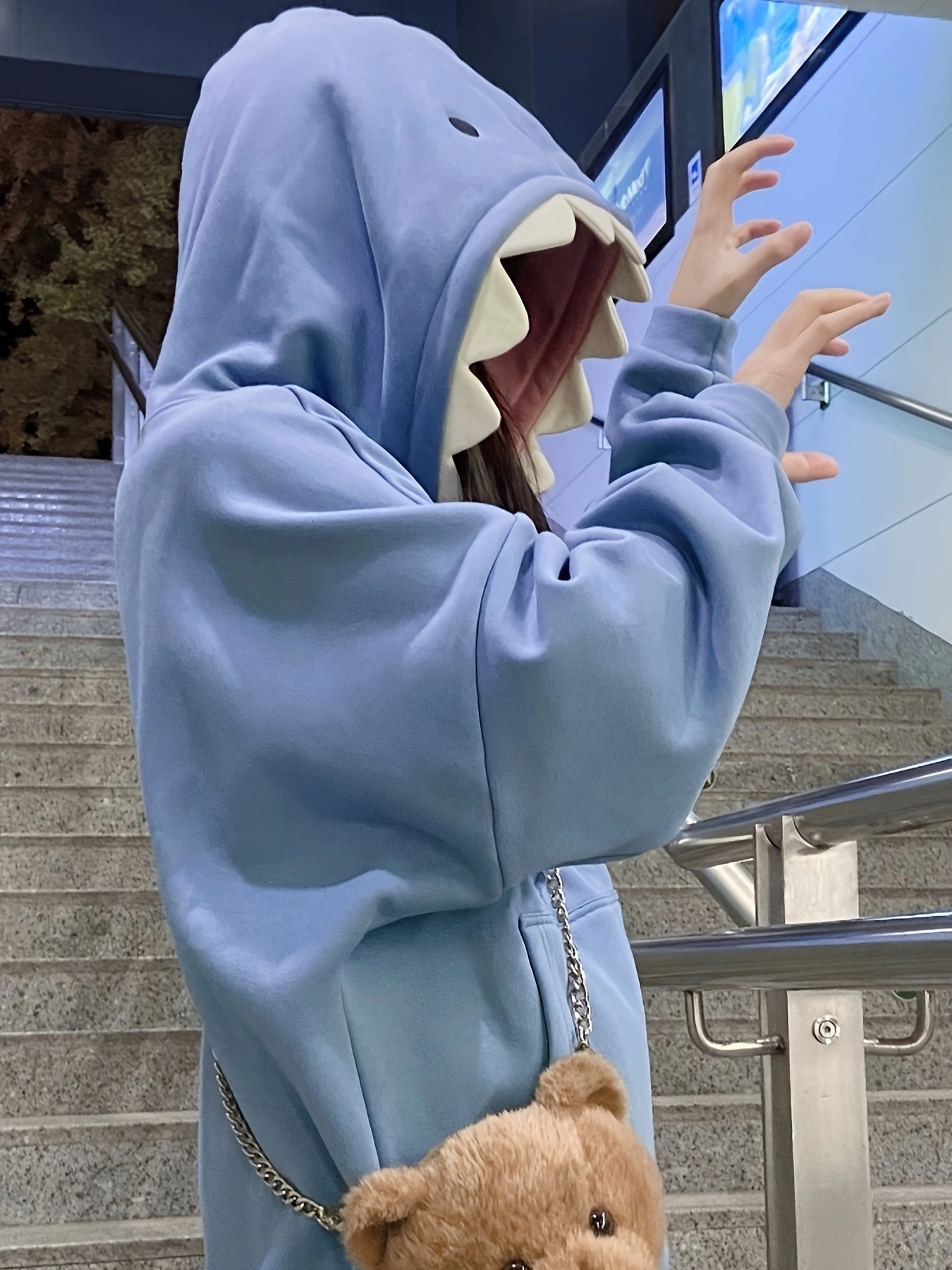Sweat à Capuche Unisexe Bleu avec Capuche Requin à Dents 3D et Oreilles