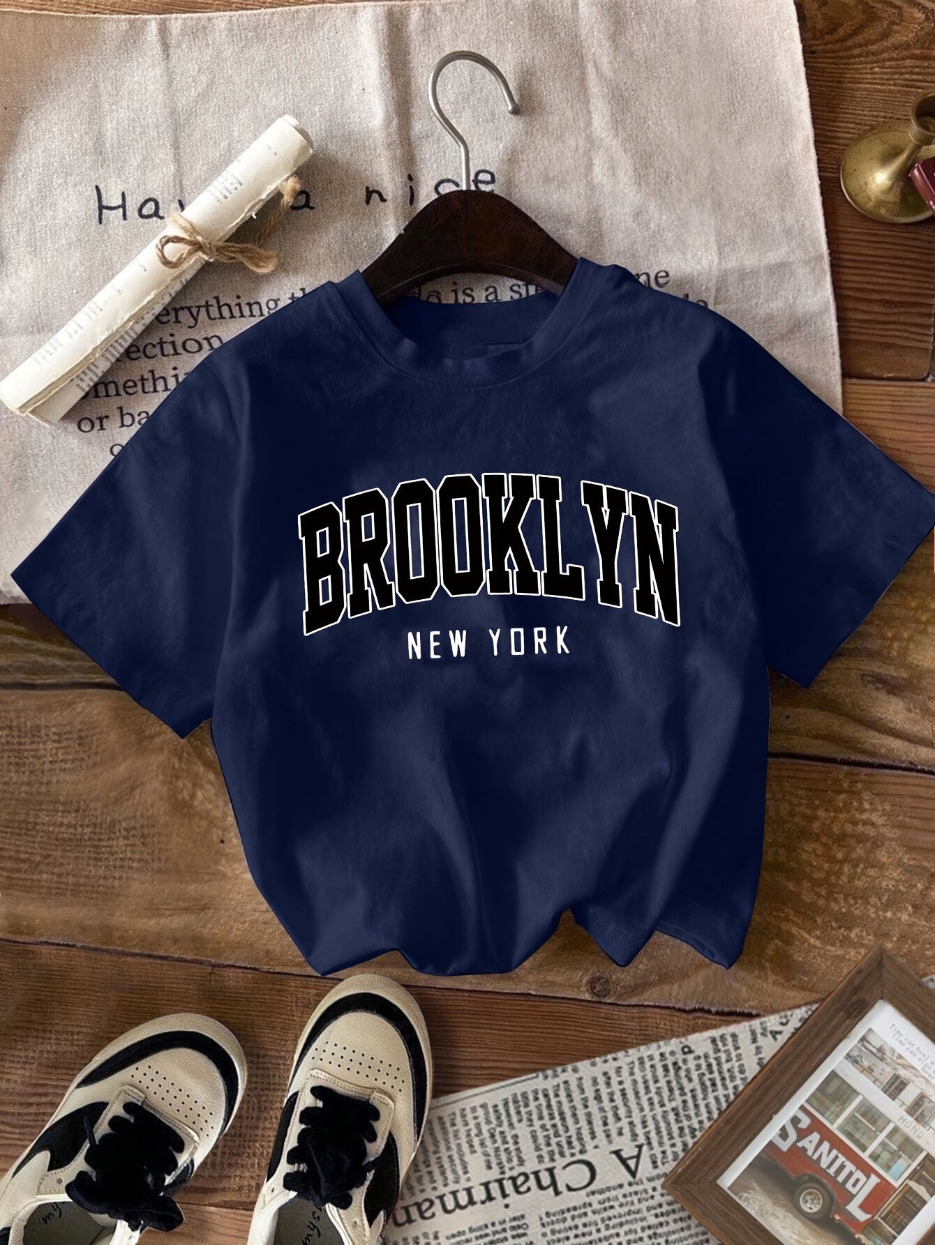 Afslappet T-shirt til kvinder i urban stil Brooklyn New York