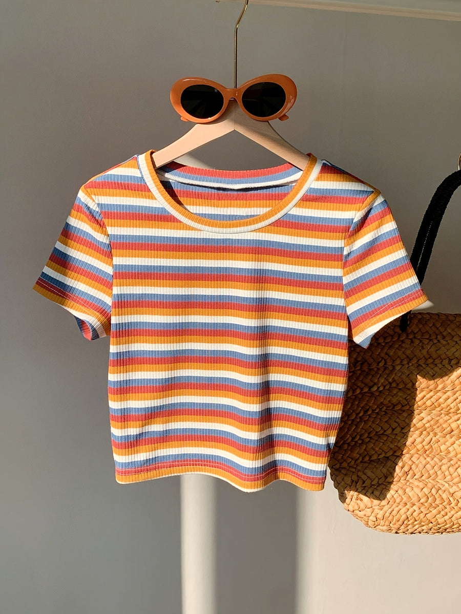 Women's short-sleeve striped T-shirt, casual and trendy style, perfect for summer
