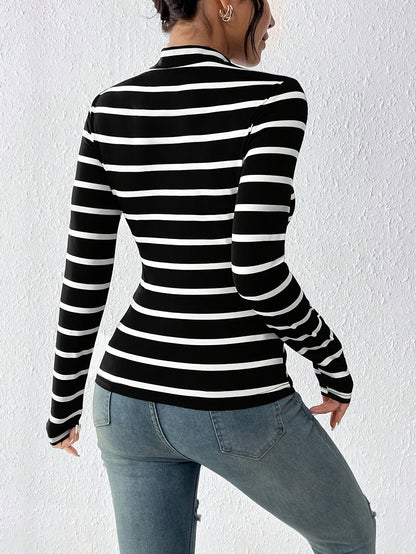 Haut moulant femme col montant rayé noir et blanc à manches longues