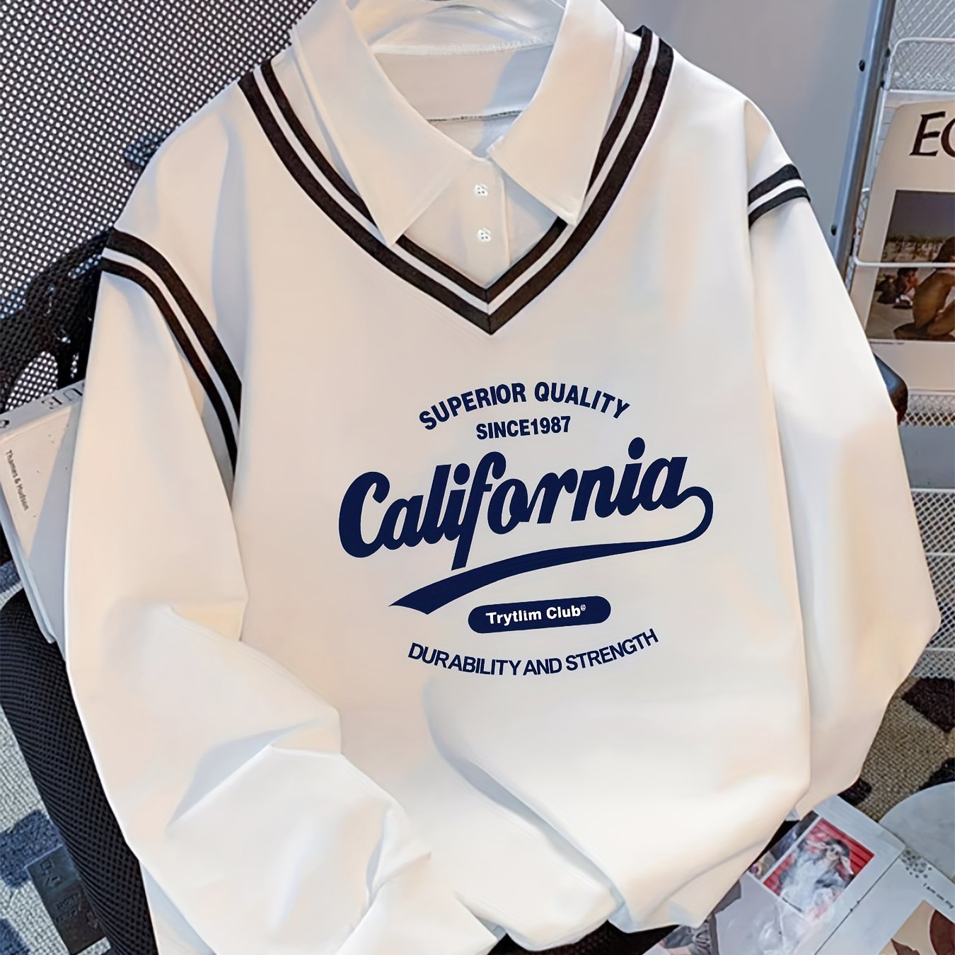 Sweat-shirt Blanc à Col Chemise Intégré et Motif California