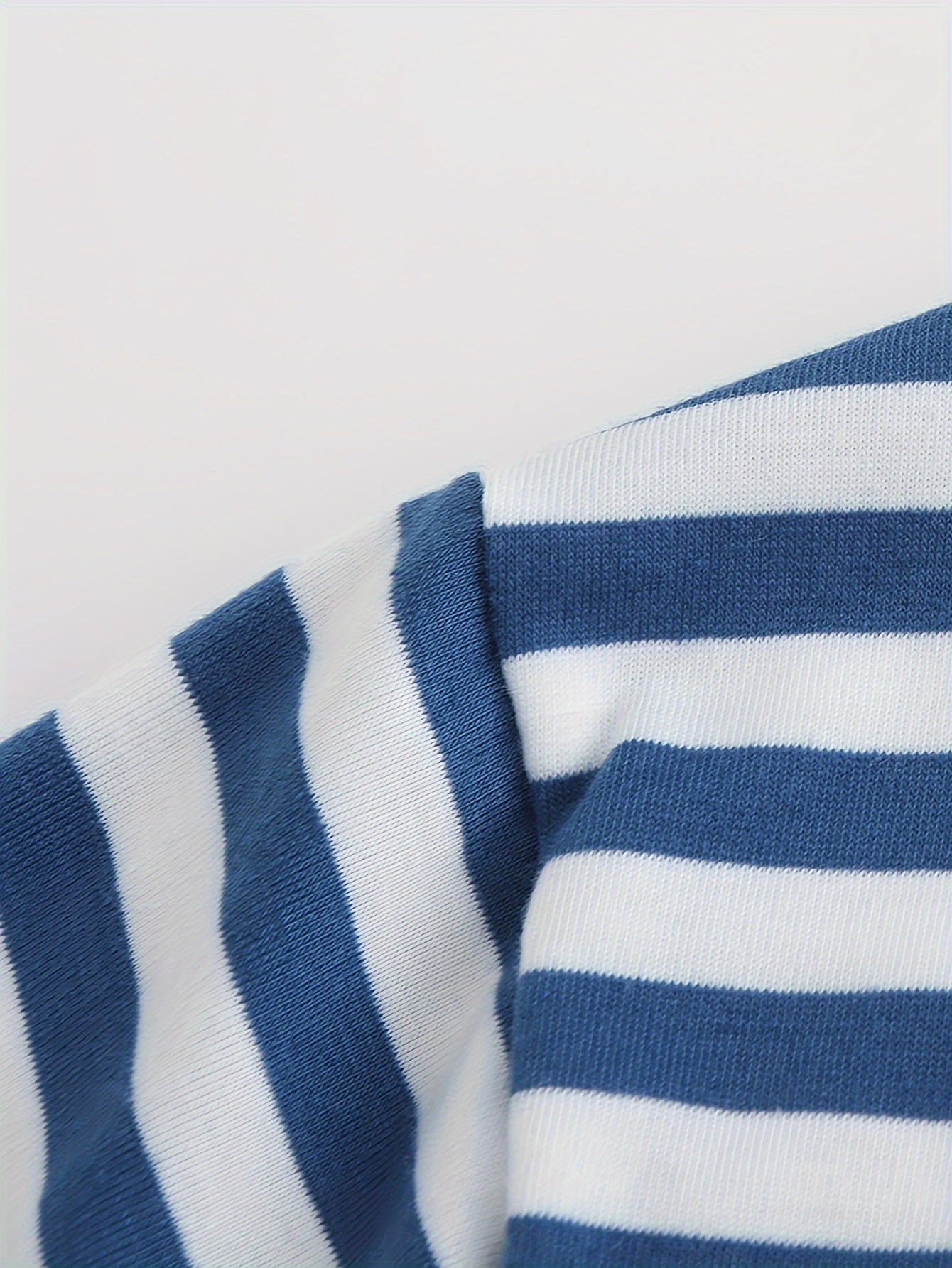 T-shirt à manches longues rayé col rond bleu et blanc pour homme