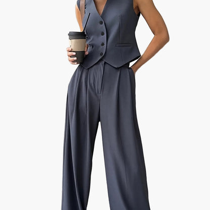 Combinaison pantalon tailleur élégante femme style business chic