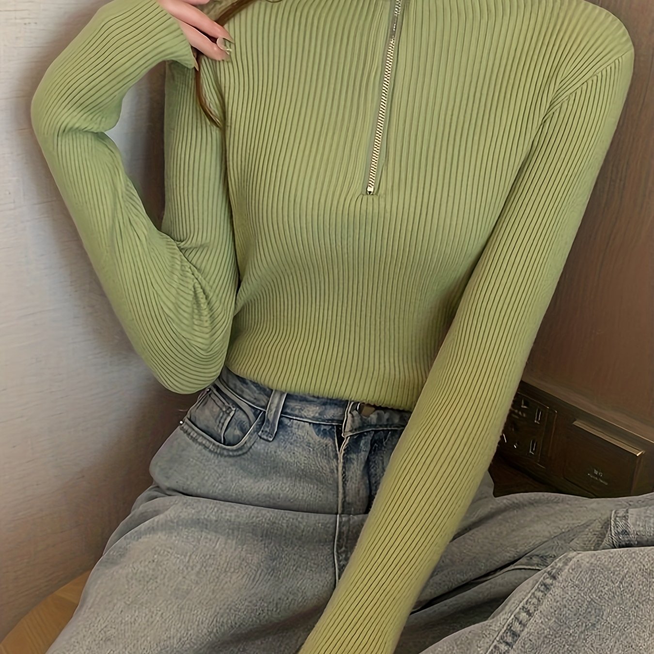 Women's Ribbed Half-Zip Mock Neck Fitted Sweater