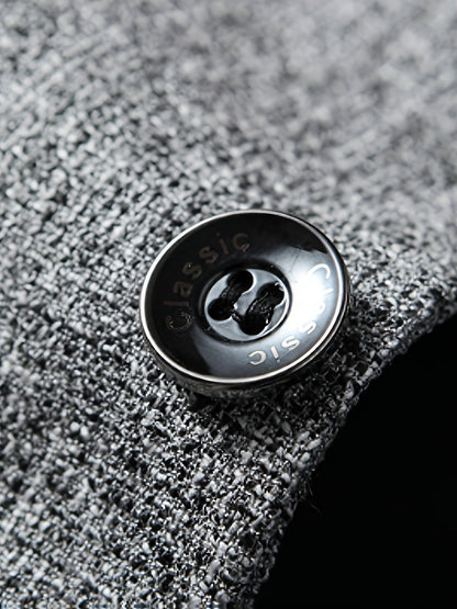 Men's mature style suit jacket with long sleeves for formal and professional occasions
