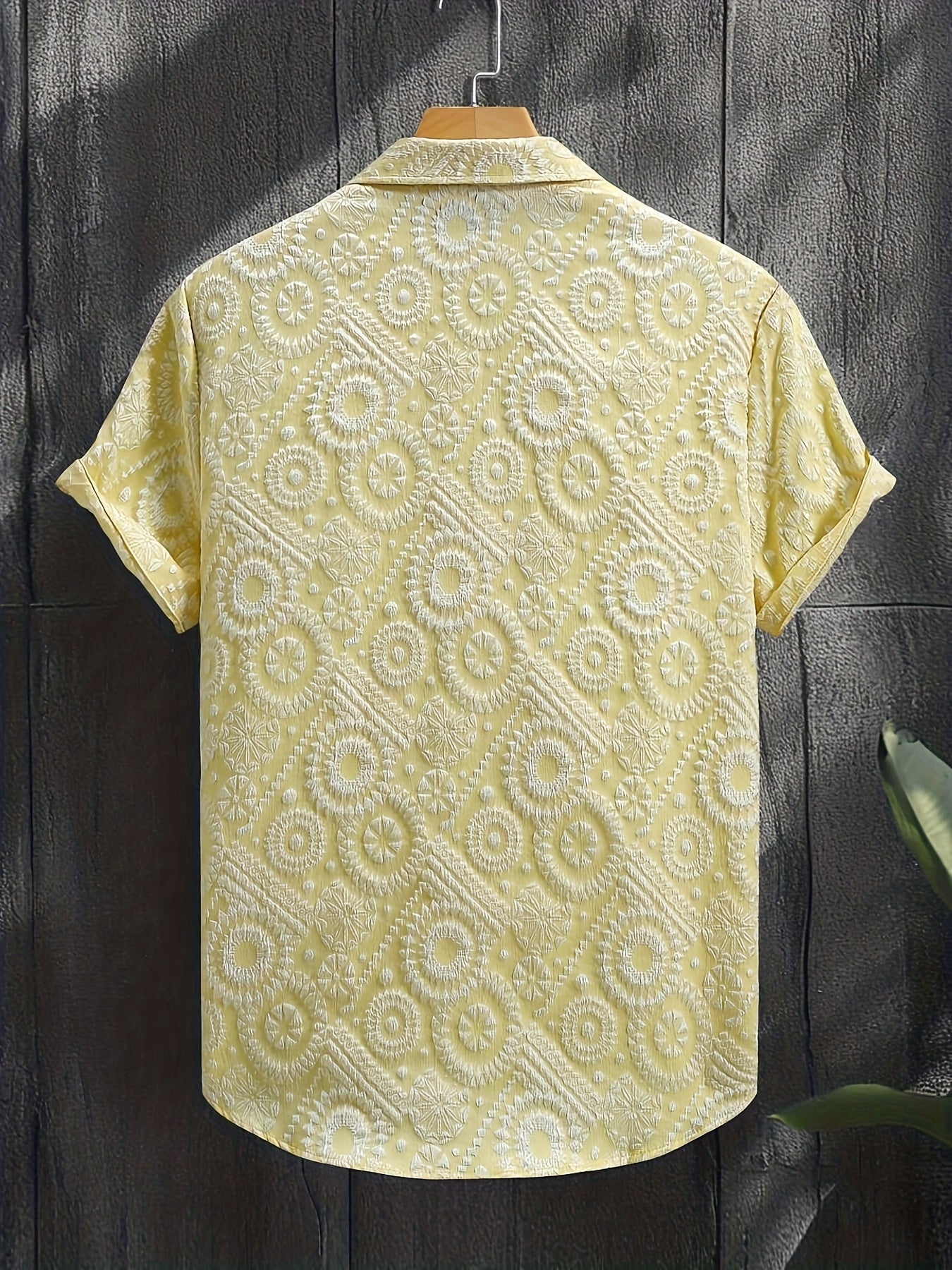 Camicia da uomo stile resort a maniche corte, motivo medaglione testurizzato, ideale per vacanze e uscite estive