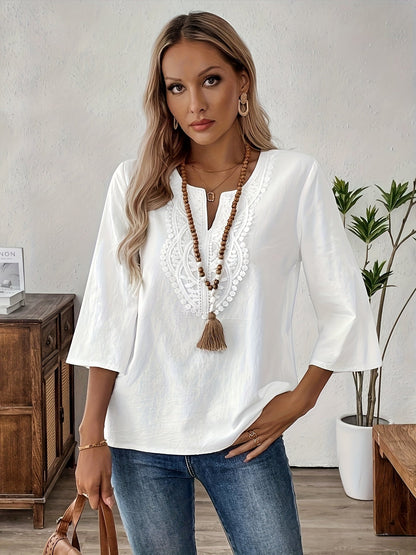 Blus för kvinnor i bohemisk chic stil med långa ärmar och broderi för en avslappnad och elegant look