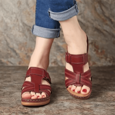 Sandales à enfiler confort compensées pour femmes – Style chic et usage quotidien