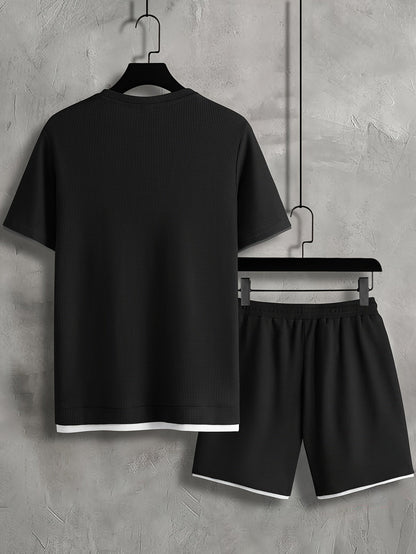 Lässiges Sommeroutfit Herren – T-Shirt und Shorts moderner Stil für Freizeit und Alltag