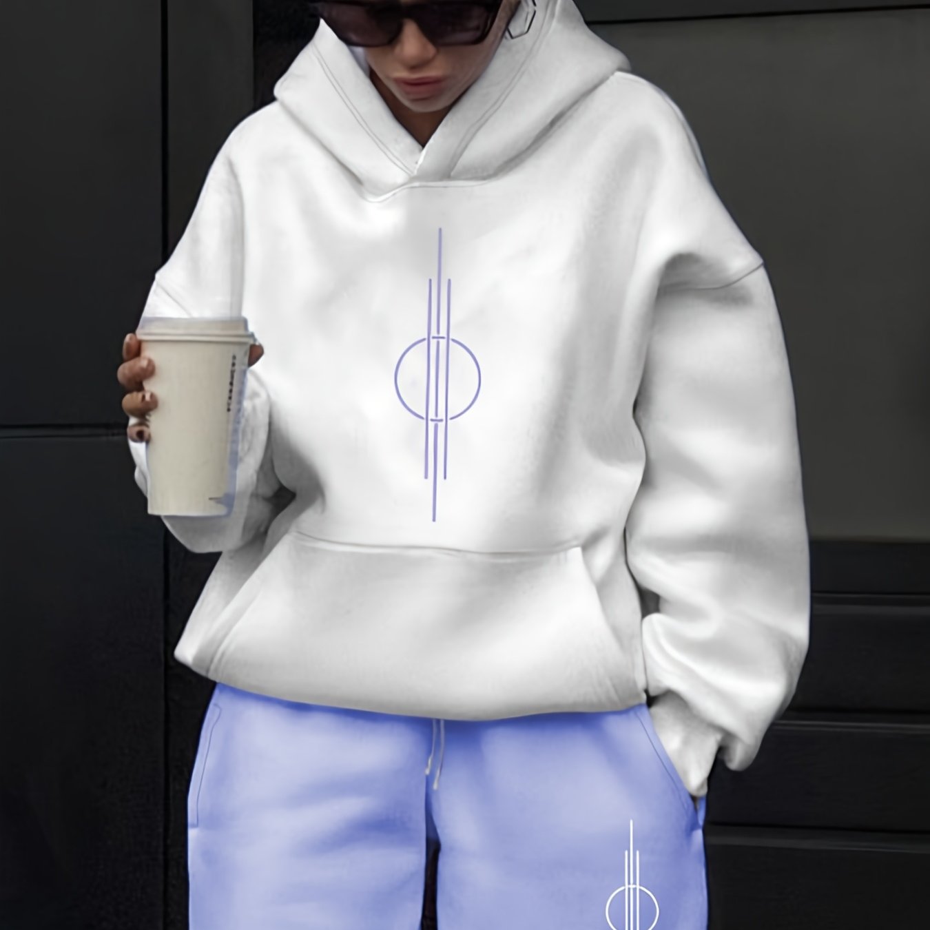 Ensemble survêtement femme blanc et violet motif géométrique