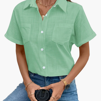 Camisa casual de mujer con mangas cortas y estampado de pájaros para un look chic primavera verano