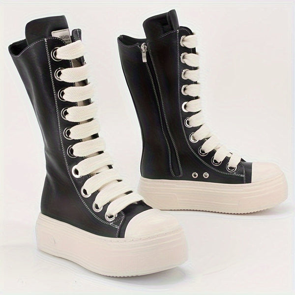 Bottes montantes noires à lacets blancs, style basket, semelle plateforme