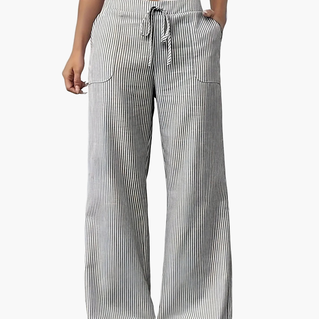 Weite gestreifte Damenhose im lässigen Stil, ideal für Wochenenden und Sommer  