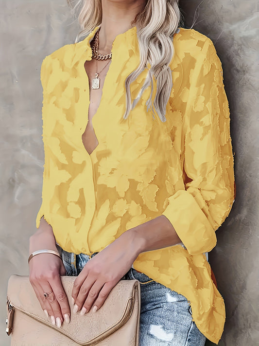 Elegant women's blouse with floral pattern, casual chic style for outings and office