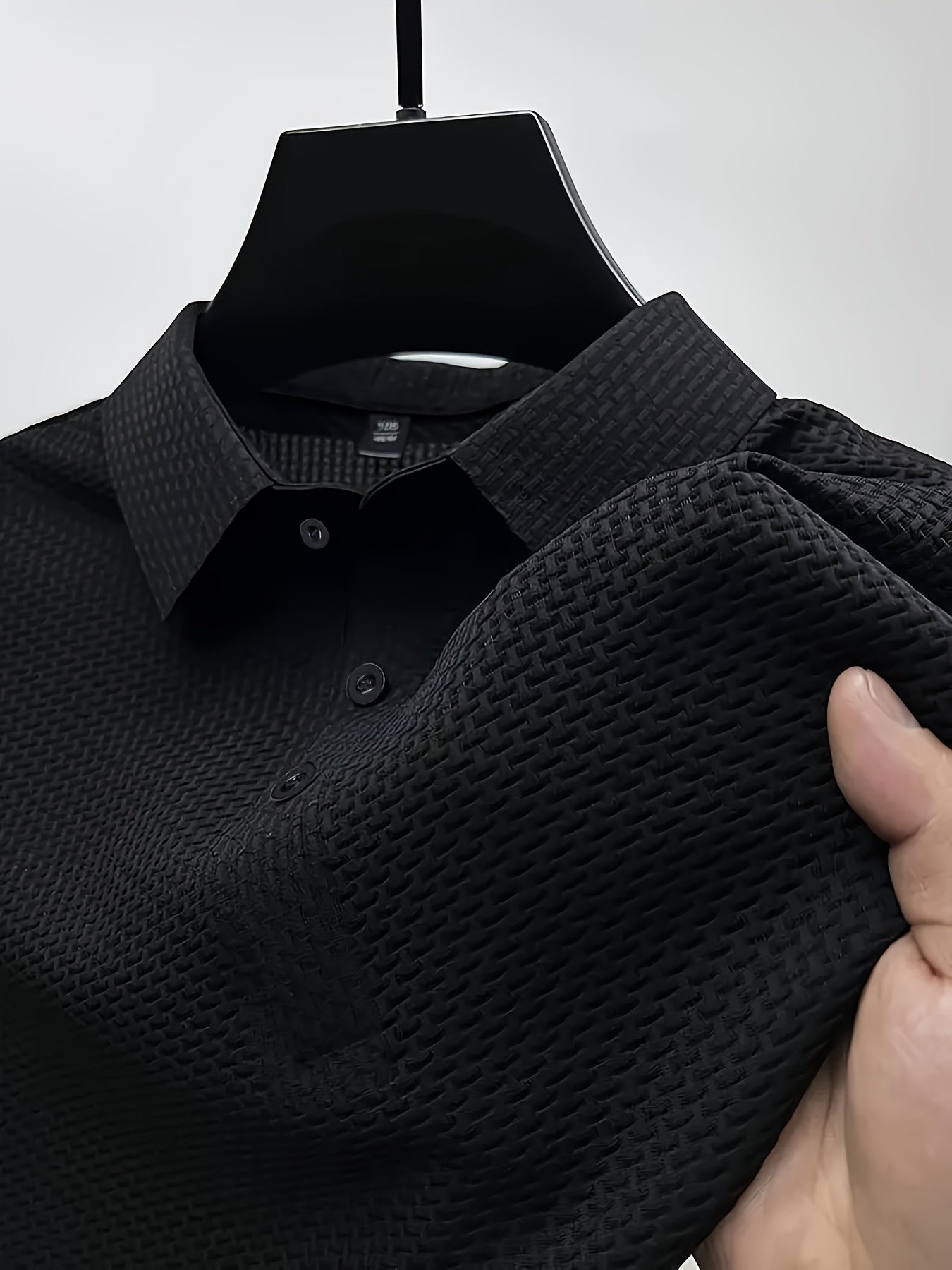 Legeres Herrenpoloshirt moderner Stil für den Sommer – kurzärmelig, für Alltag oder Freizeit