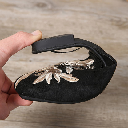 Eleganckie damskie mule z kwiatową haftowaną dekoracją w stylu casual chic