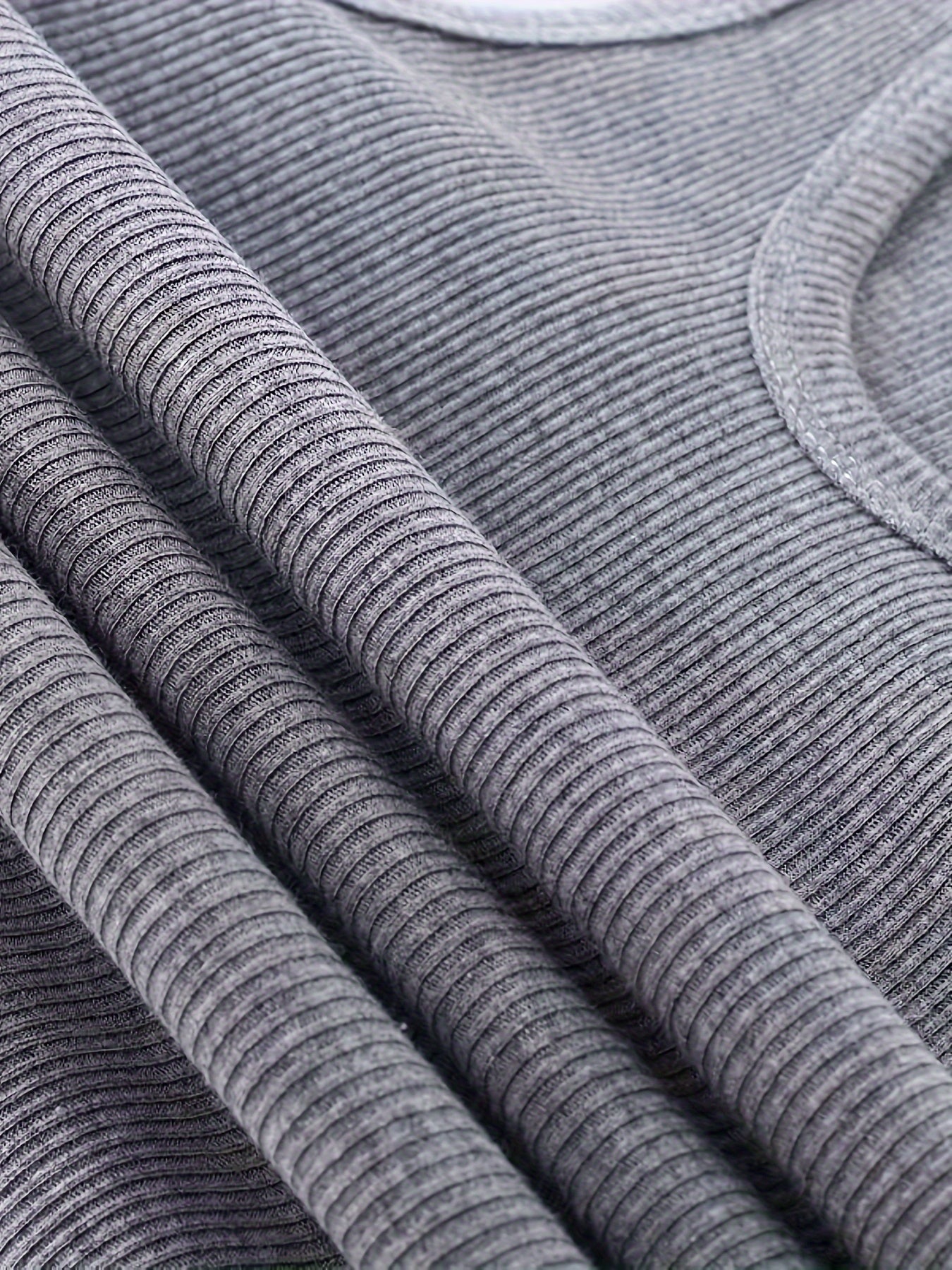 Débardeur homme style sportif coupe ajustée pour fitness et loisirs