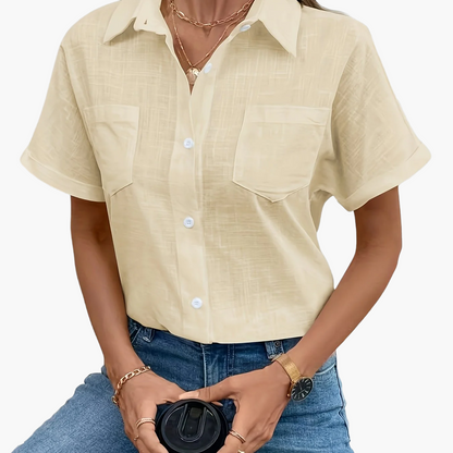 Camisa casual de mujer con mangas cortas y estampado de pájaros para un look chic primavera verano