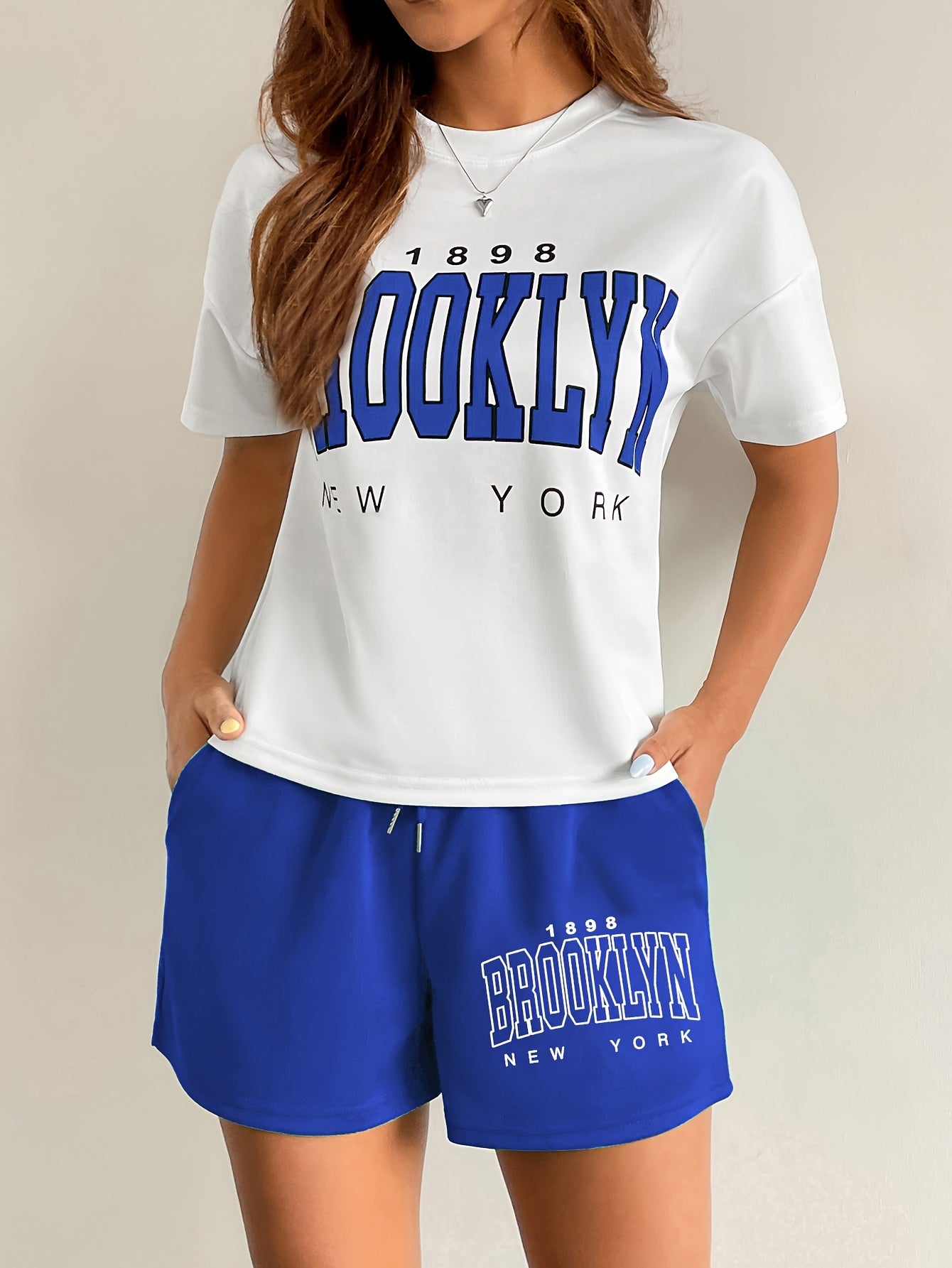 Conjunto casual para mujer estilo universitario con camiseta y pantalones cortos estampados Brooklyn Nueva York