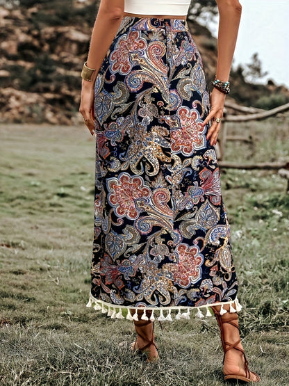 Falda cruzada bohemia para mujer estilo midi con estampado paisley y detalle de pompones para verano y vacaciones