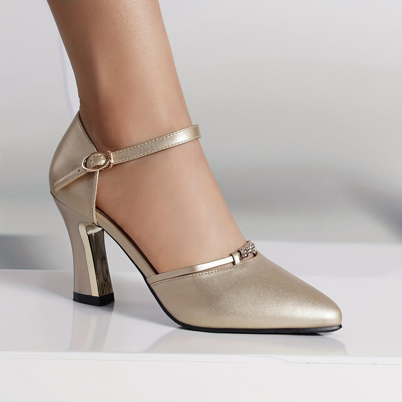 Elegante pumps met blokhak voor dames – Chique stijl en dagelijks gebruik