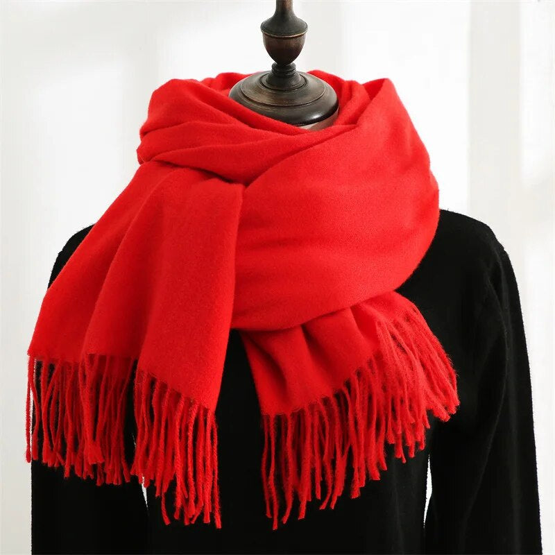 Bufanda de invierno suave y lisa con flecos - Unisex