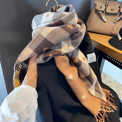 Écharpe à Carreaux et Cœurs Douce avec Franges pour Femme