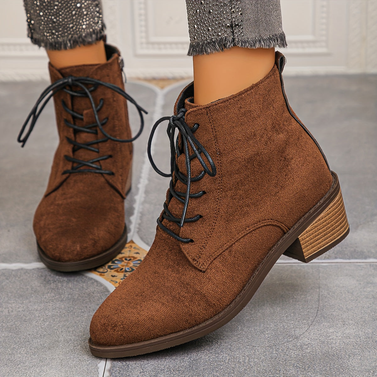 Bottes courtes à lacets pour femme – Plusieurs couleurs disponibles