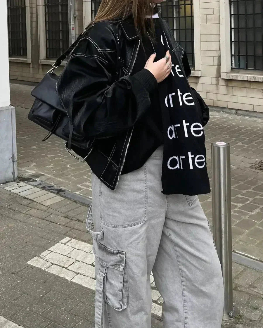 Kurtka bomber oversize streetwear damska – styl miejski casual
