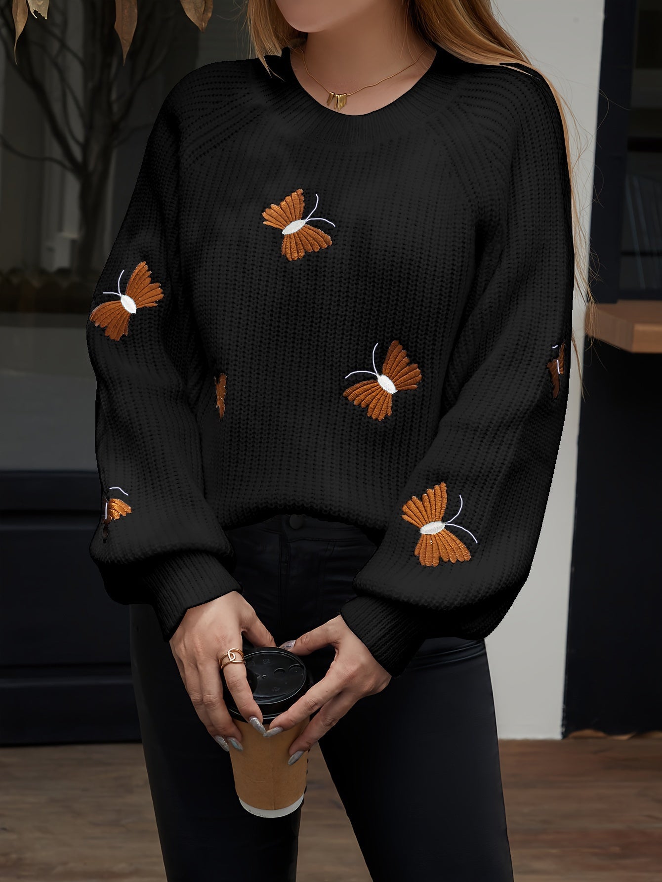 Pull femme tricoté papillons brodés manches longues - Blanc ou Noir