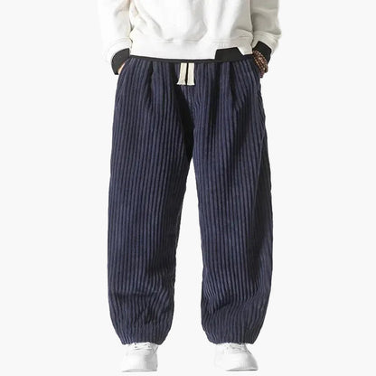 Herrbyxor med lös passform i streetwear-stil med ribbad design för fritid eller avkoppling