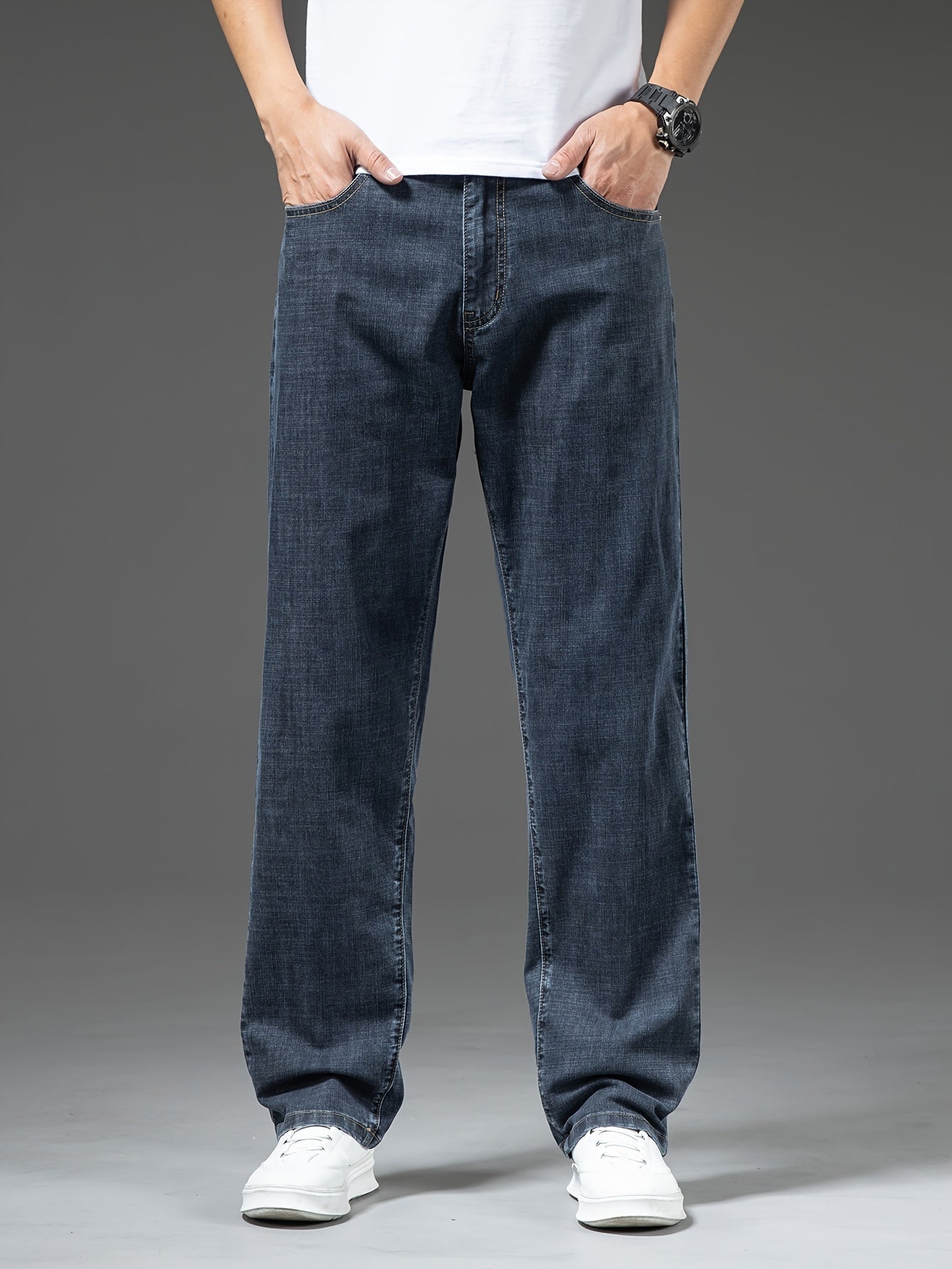Jean décontracté homme coupe droite style classique pour usage quotidien