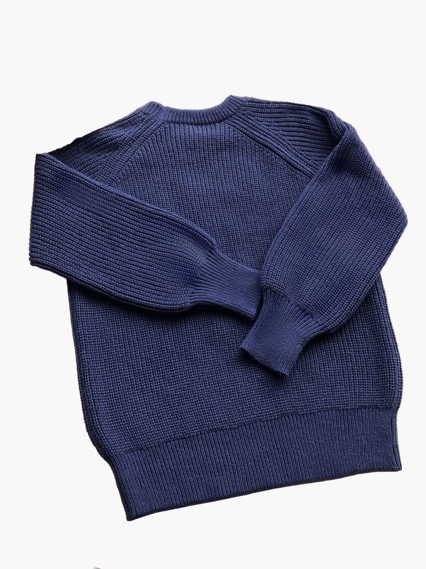 Afslappet damepullover i elegant stil med rund hals til efterår og vinter