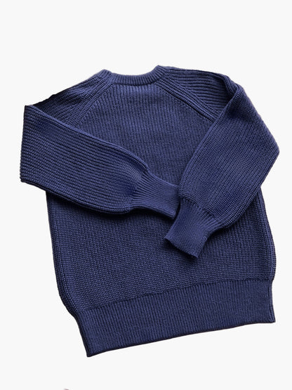 Afslappet damepullover i elegant stil med rund hals til efterår og vinter