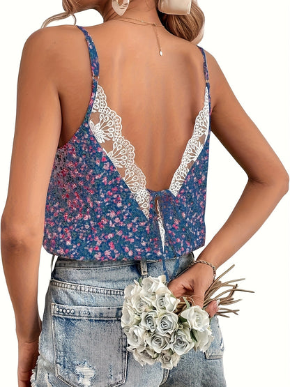 Dame top med stropper i boheme-stil med blomsterprint til afslappet sommerlook