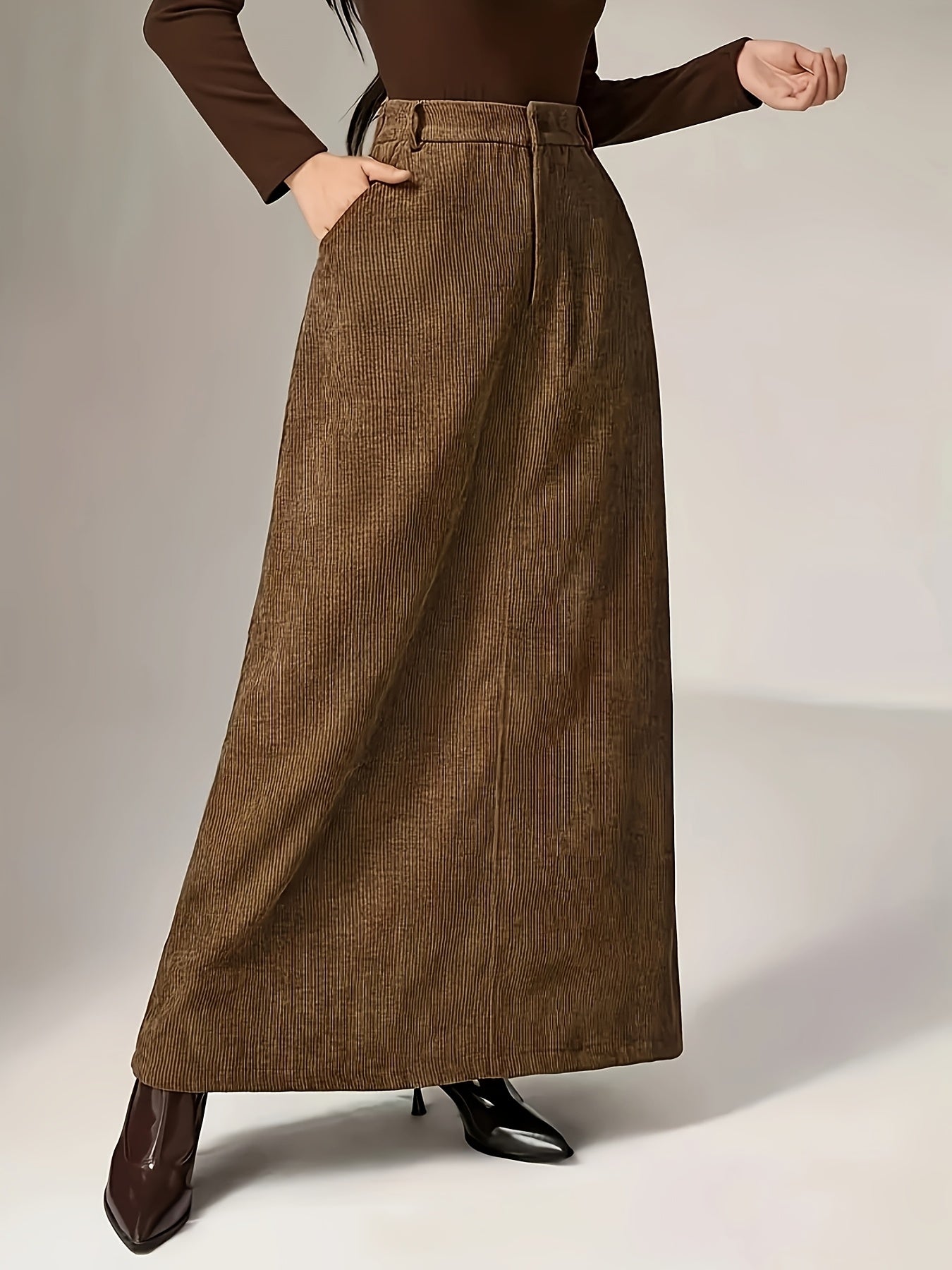 Jupe longue côtelée femme vert olive taille haute décontractée avec poches