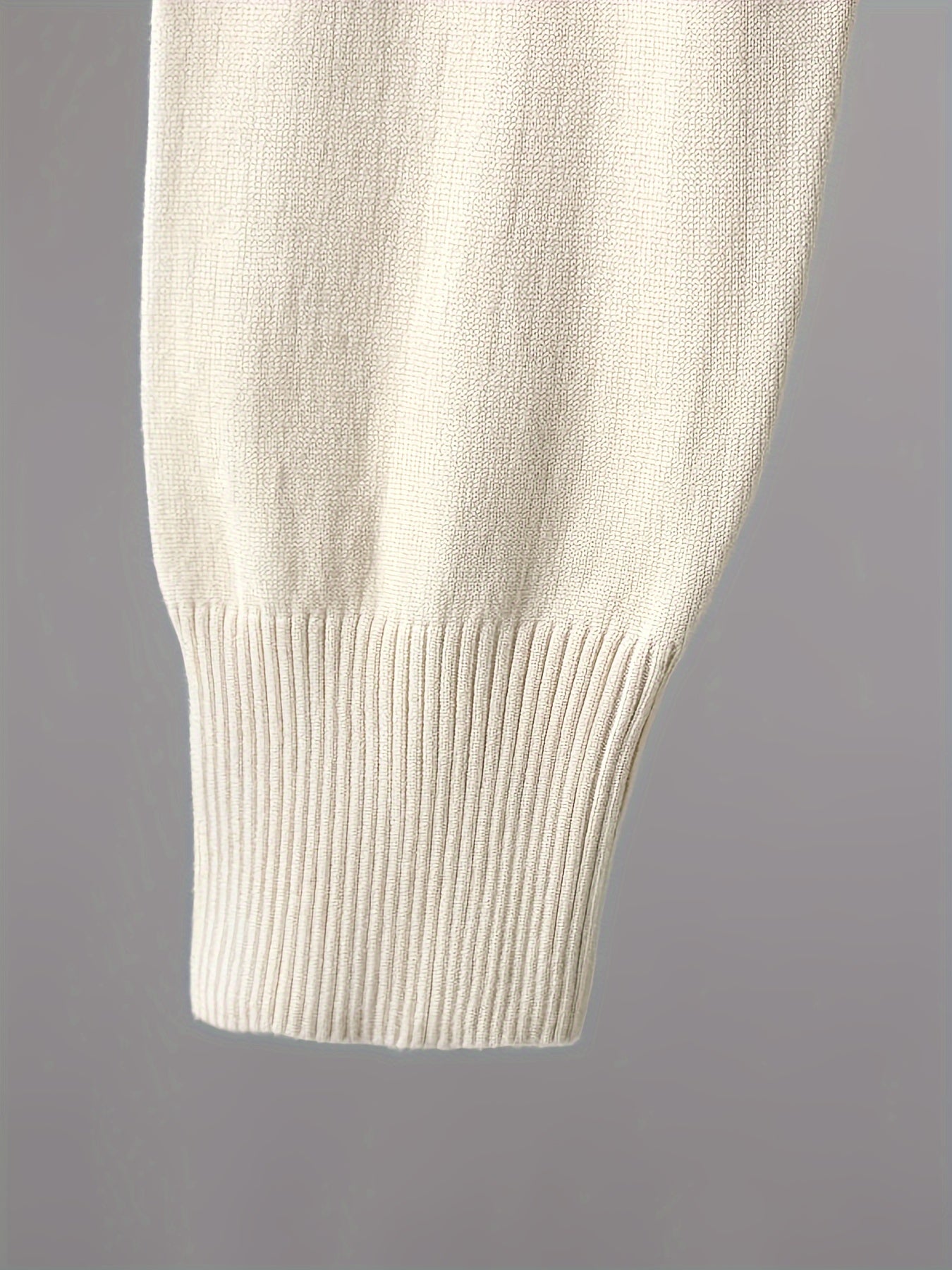 Ensemble pull col V et pantalon jogger, tricot doux, beige clair