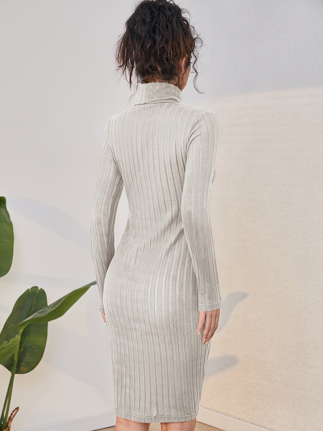 Robe pull côtelée mi-longue Femme col roulé manches longues