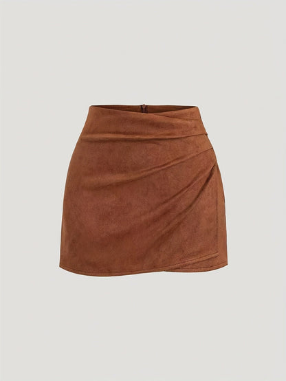 Mini-jupe plissée femme effet suédine marron foncé, camel et noir