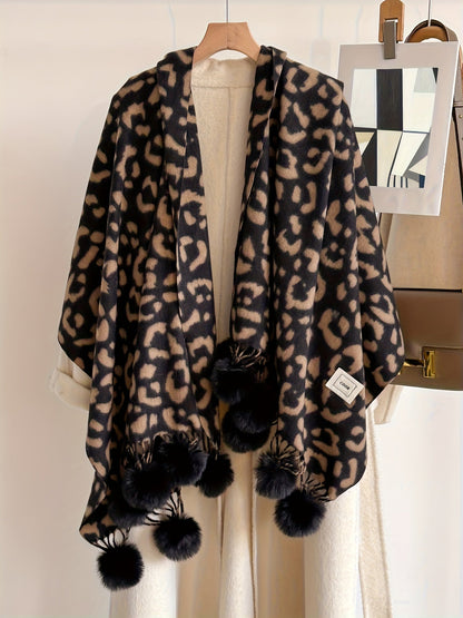Écharpe large motif animalier avec pompons pour femme