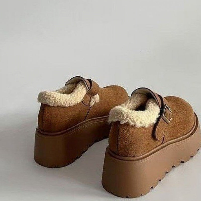 Chaussures plateforme fourrées à boucle couleur camel ou marron, semelle épaisse