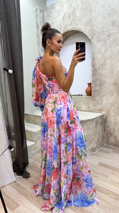 Robe de soirée femme à épaules dénudées, style floral chic, élégante pour événements et occasions estivales