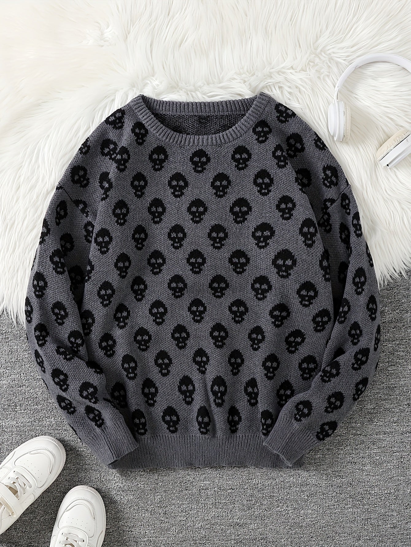 Pull col rond à motif têtes de mort en tricot doux