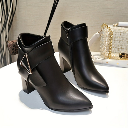 Bottines femme à talons épais, bout pointu, avec boucle décorative et fermeture éclair latérale