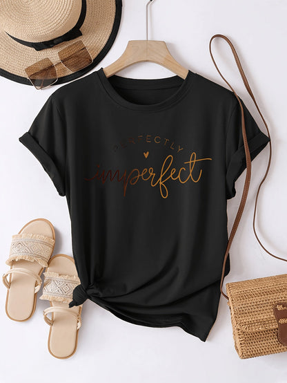 T-shirt décontracté femme à message "Perfectly Imperfect" style moderne et inspirant