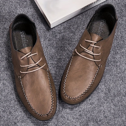 Elegante Mokassins für Herren im lässigen urbanen Stil  