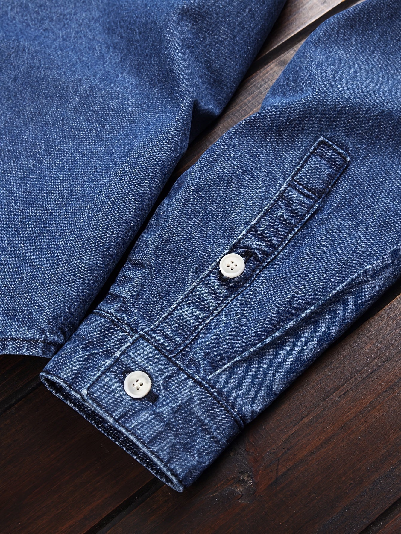 Chemise casual homme à manches longues style denim – Idéale pour le week-end et la mi-saison