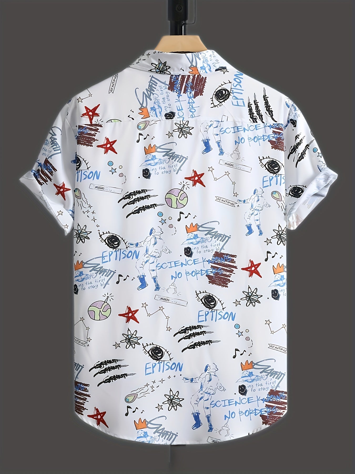 Chemise Homme Style Streetwear Imprimé Graffiti Manches Courtes – Mode Urbaine Décontractée