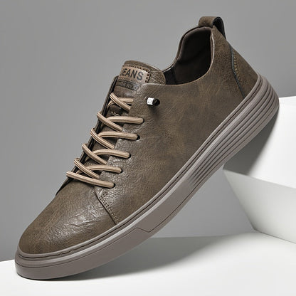 Baskets décontractées homme style urbain moderne à lacets – Sneakers tendance pour usage quotidien