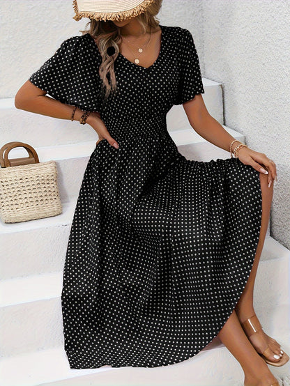 Elegancka sukienka damska w groszki, styl casual na wiosnę/lato